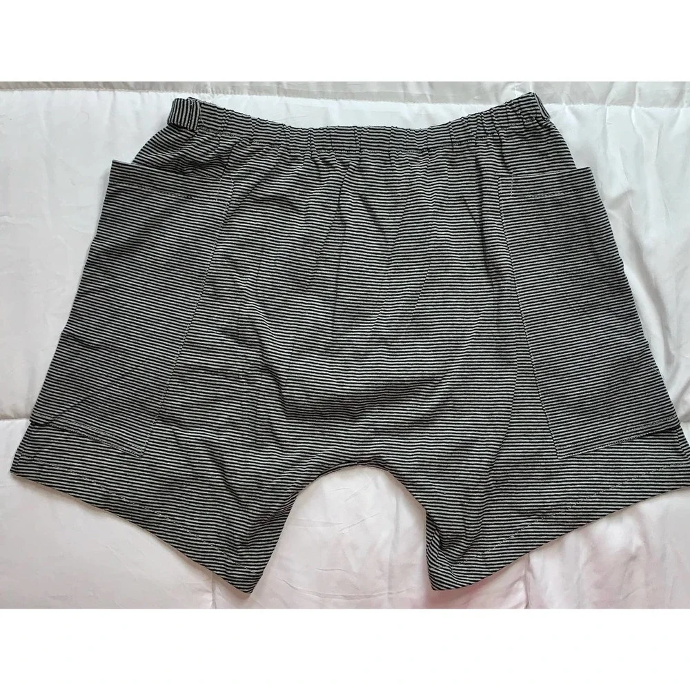Urine Bag Hiding Underwear- Size Medium - Picture 5 of 5